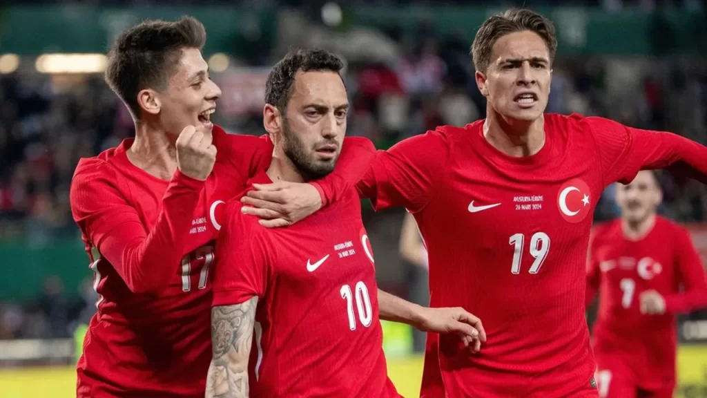 Uluslararası Spor Çalışmaları Merkezi (CIES) En Değerli 10 Türk Futbolcusunu Açıkladı