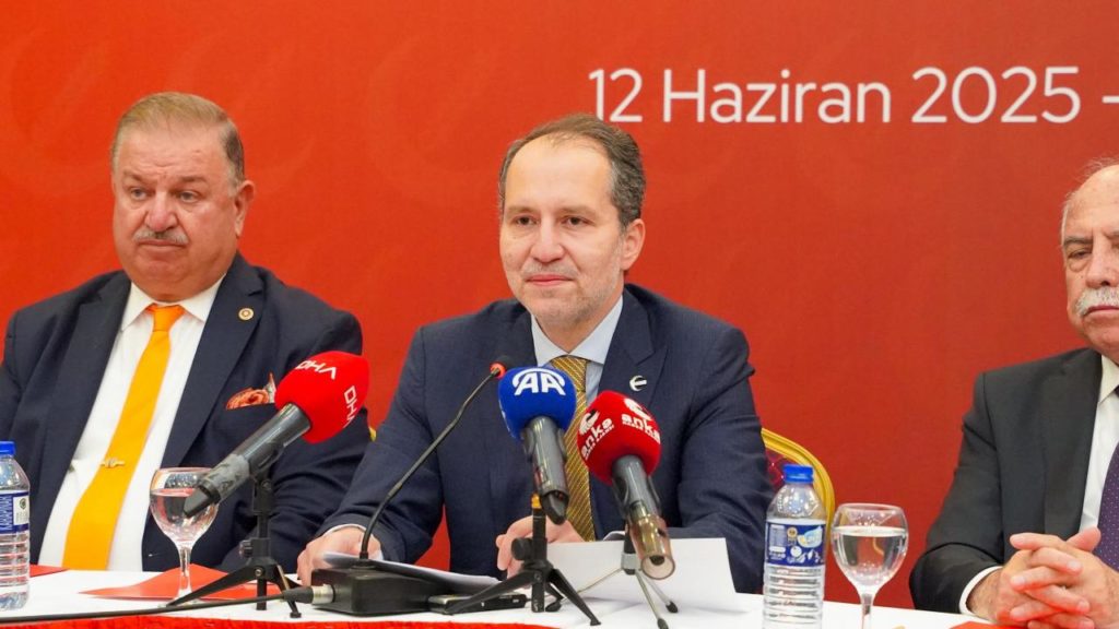 Yeniden Refah Partisi Lideri Fatih Erbakan, Haymana’da STK Buluşmasına Katıldı