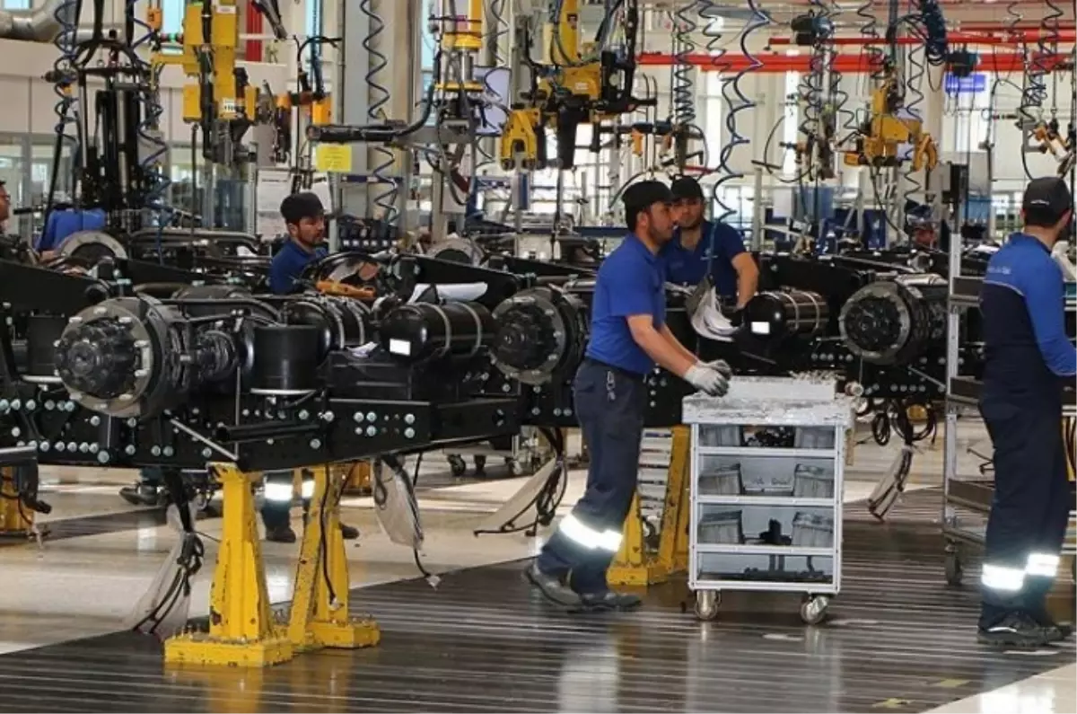 15 Temmuz’da Fabrikalar Açık mı? Resmi Tatil ve İş Günleri Hakkında Bilmeniz Gerekenler