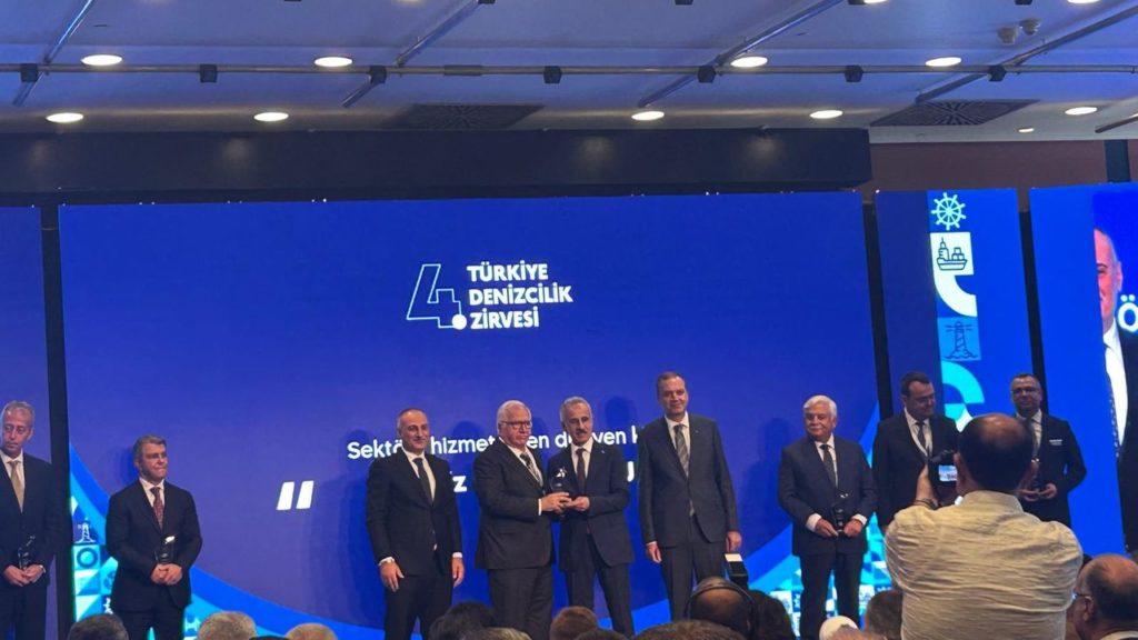 4. Türkiye Denizcilik Zirvesi’nde Sektörün Liderleri Buluştu