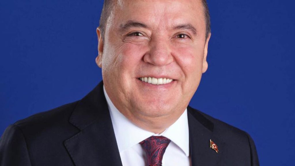 Antalya Belediye Başkanı Muhittin Böcek’e Yönelik Rüşvet Soruşturması Gelişmeleri