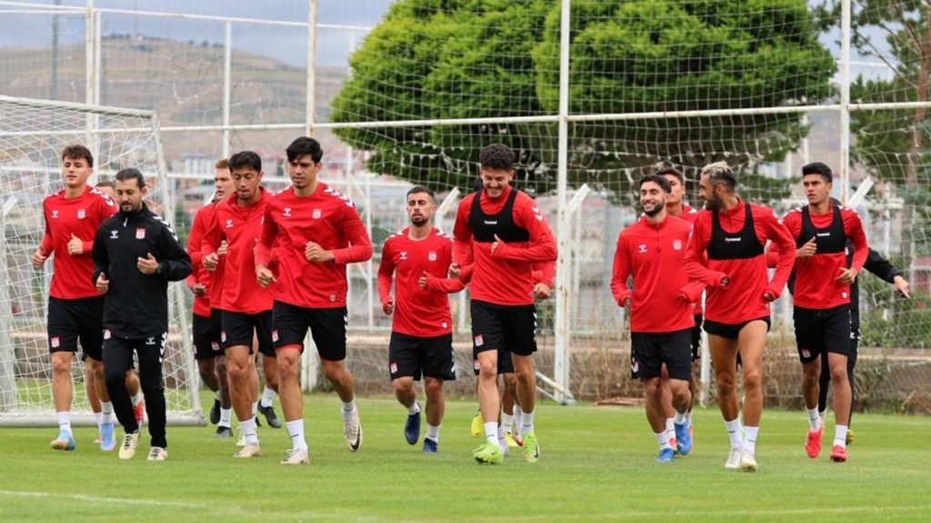 İdmanda Yoğun Çalışmalar Sürüyor