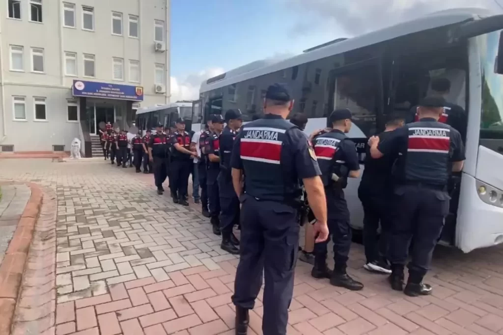 İstanbul’da Organize Suç Örgütlerine Darbe: 26 Gözaltı ve Ağır Yıkımlar