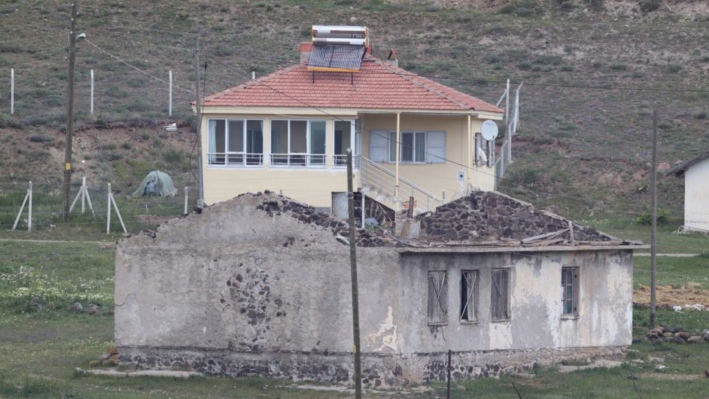 Köy Okulu Restorasyonu ve Toplumun Seferberliği