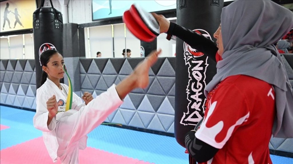 Mahallelerde Atıl Binalar Spor Okuluna Dönüşüyor, Şampiyonlar Yetişiyor