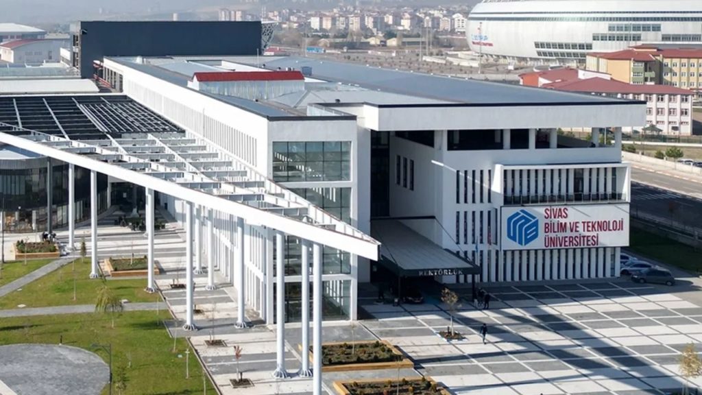 Sivas Bilim ve Teknoloji Üniversitesi’nden Hakaret İçeren Karikatüre Sert Tepki