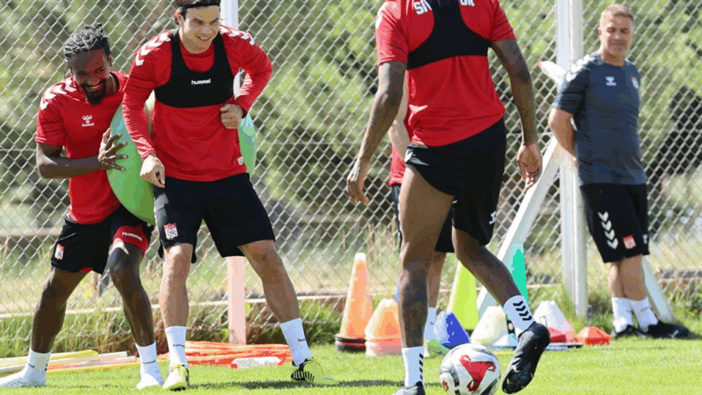 Sivasspor, Yeni Sezon Hazırlıklarını Sivas’ta Sürdürüyor