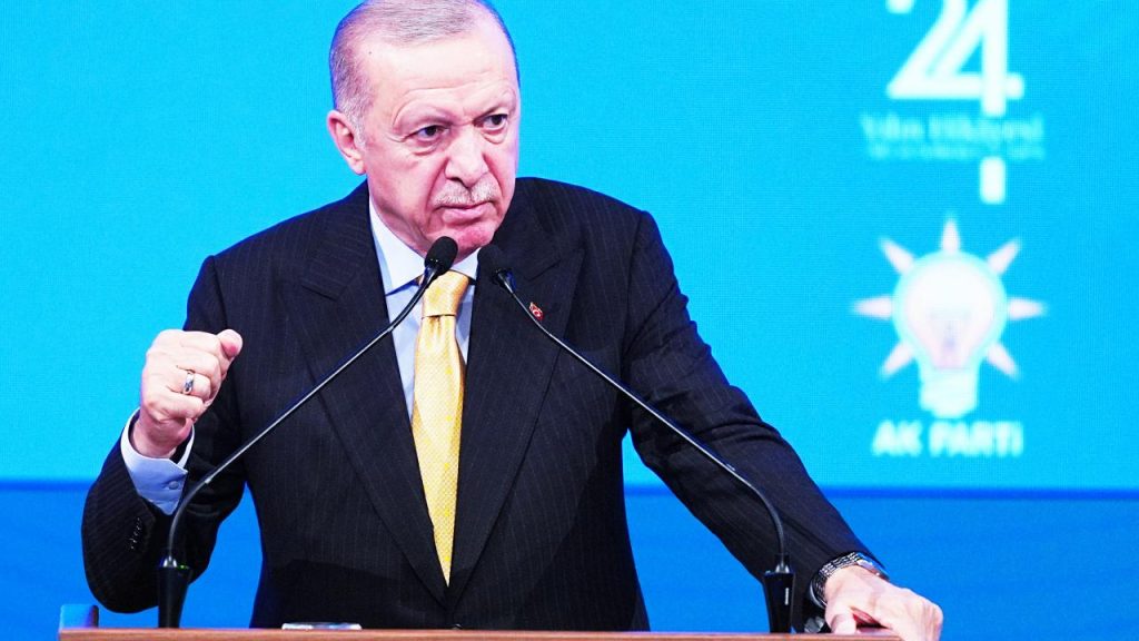 AK Parti’ye Geçişler: Belediye Başkanlarındaki Dalgalanma