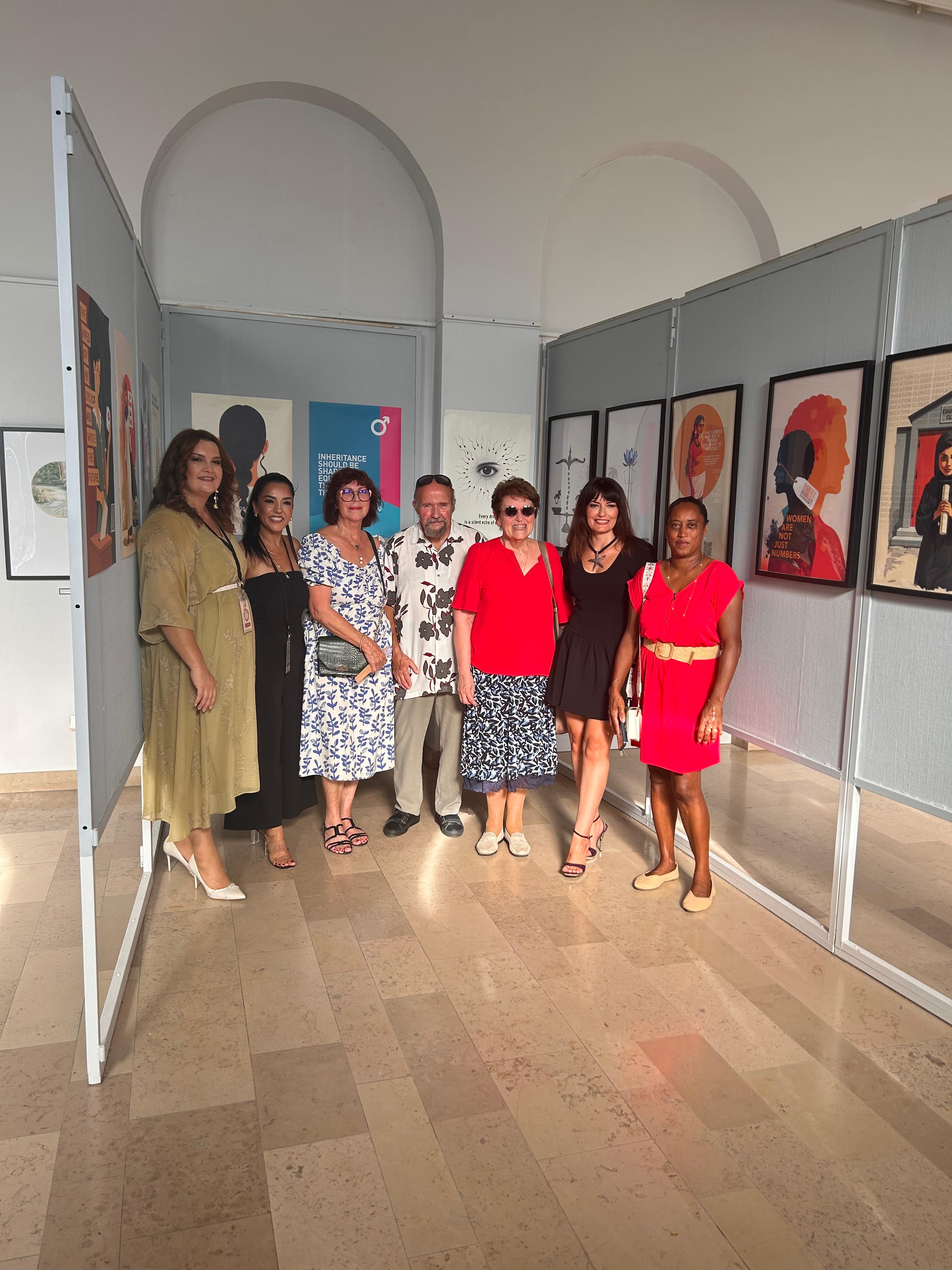 İçeriğin odak noktaları: Kadınların dünyasındaki mücadele ve Türk edebiyatı portreleri