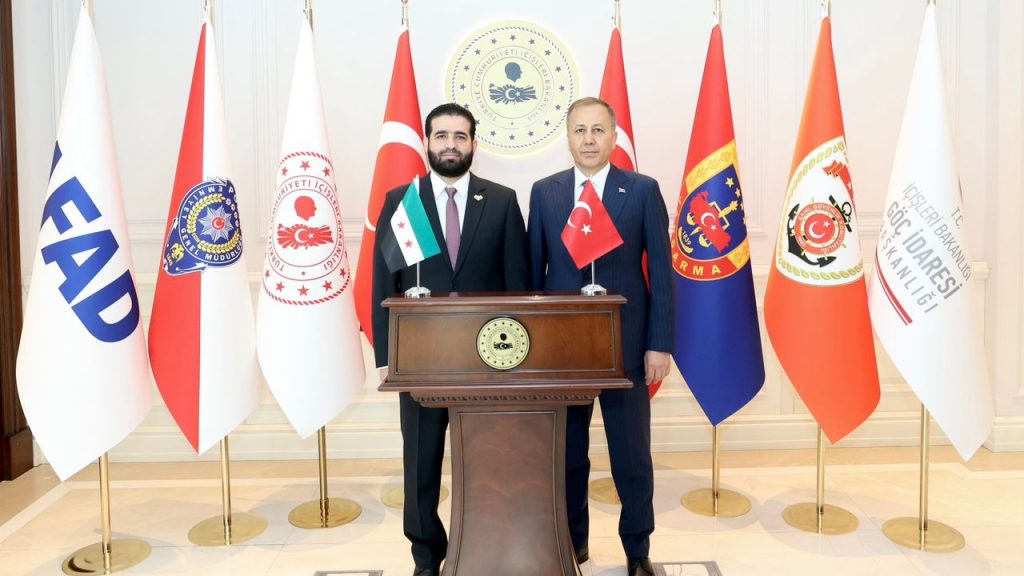 İçişleri Bakanı Ali Yerlikaya, Suriye İçişleri Bakanı Enes Hattab ile Görüştü