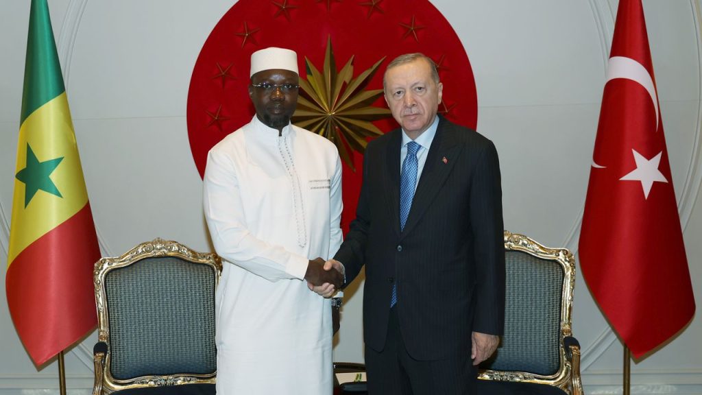 İstanbul’da Cumhurbaşkanı Erdoğan ve Senegal Başbakanı Ousmane Sonko Görüşmesi