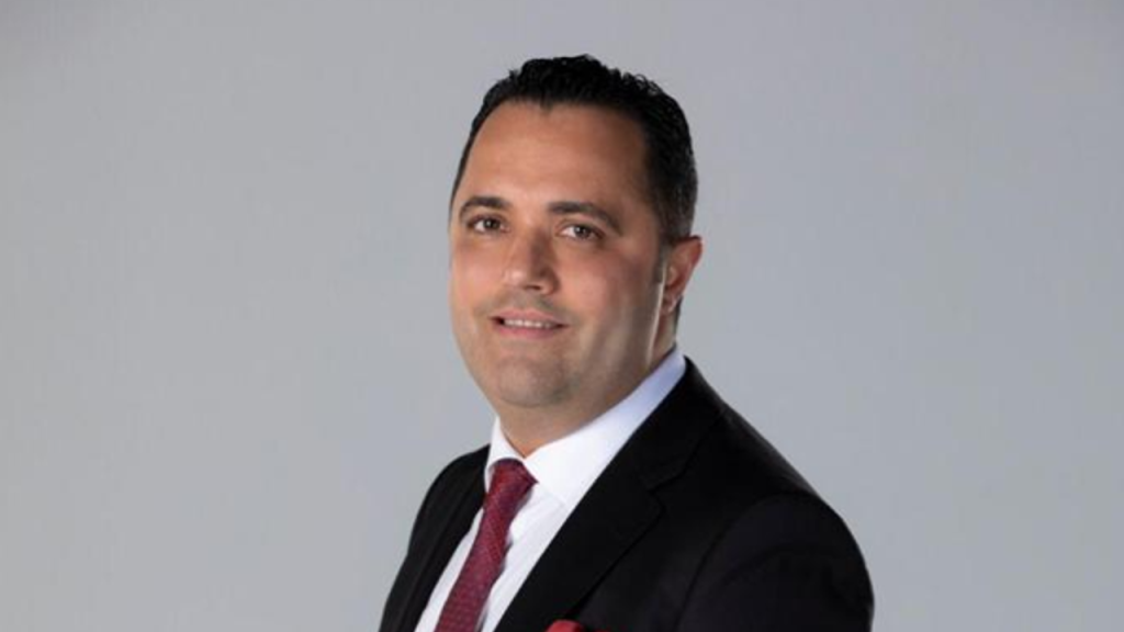 İstanbul’da Epözdemir’e Operasyon: Londra’ya Gidiş Öncesi Gözaltı