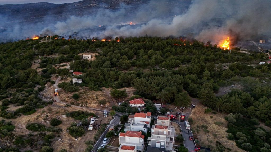 İzmir Buca’daki Yangın Kontrol Altına Alındı