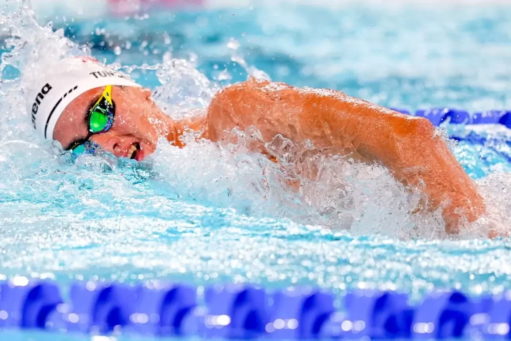 Kuzey Tunçelli, Dünya Gençler Yüzme Şampiyonası’nda Altın Aldı