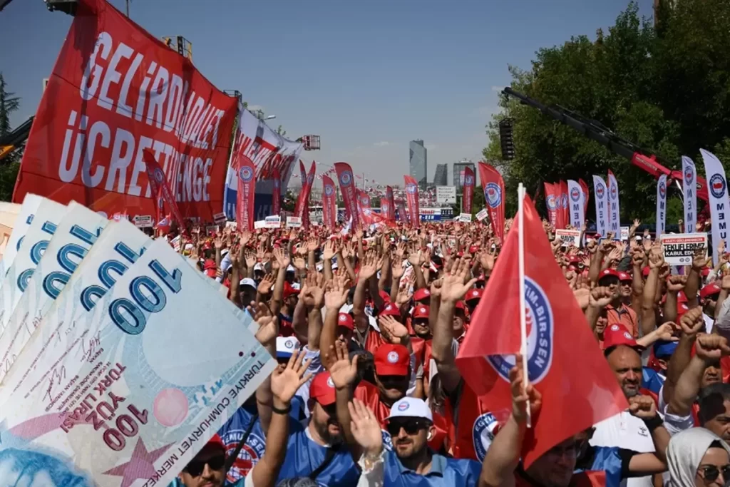 Memur ve Emekli Toplu Sözleşme Zam Görüşmeleri Sürüyor