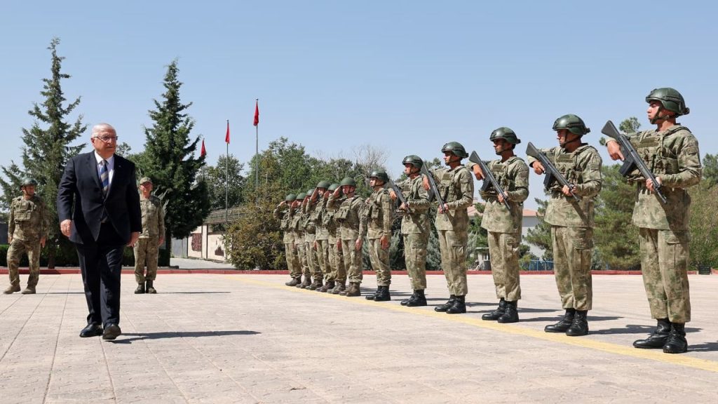 Şırnak’ta Milli Savunma Bakanı Güler’den İnceleme ve Denetlemeler