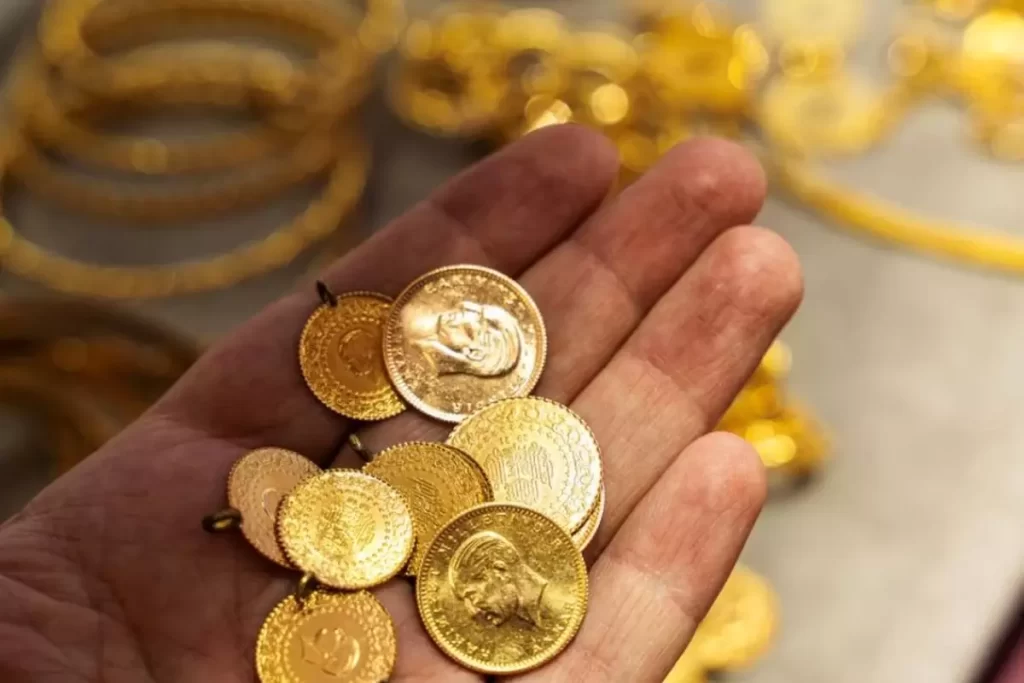 Altın ve Gram Altında Gün İçinde Yoğun Dalgalanma Yaşandı