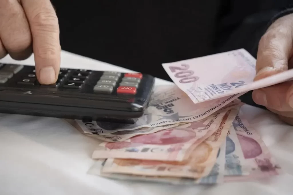 Bağkur ve SSK prim günleri eşitleniyor, erken emeklilik için önemli adım