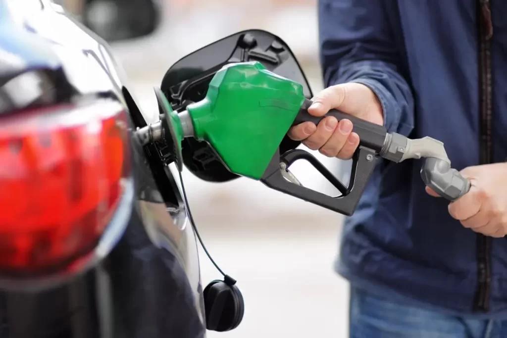 Benzin ve motorine zam geliyor: Güncel fiyatlar ve gelişmeler