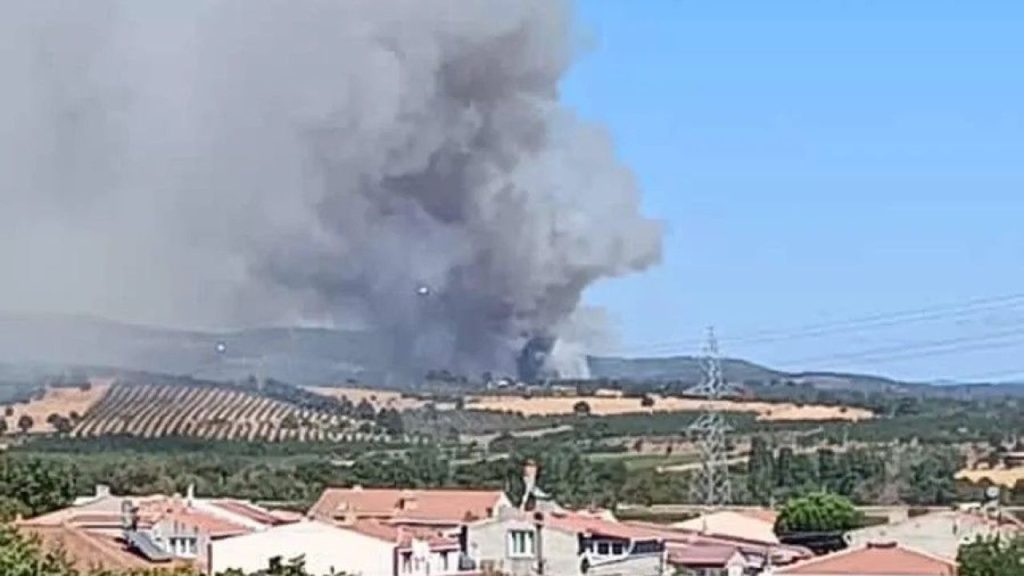 Çanakkale Akköy’de Orman Yangını Kontrol Altına Alındı