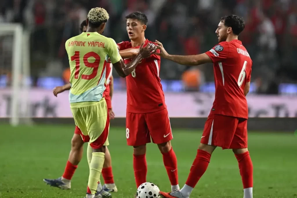 İspanya maçında Arda ve Yamal arasında gerginlik yaşandı