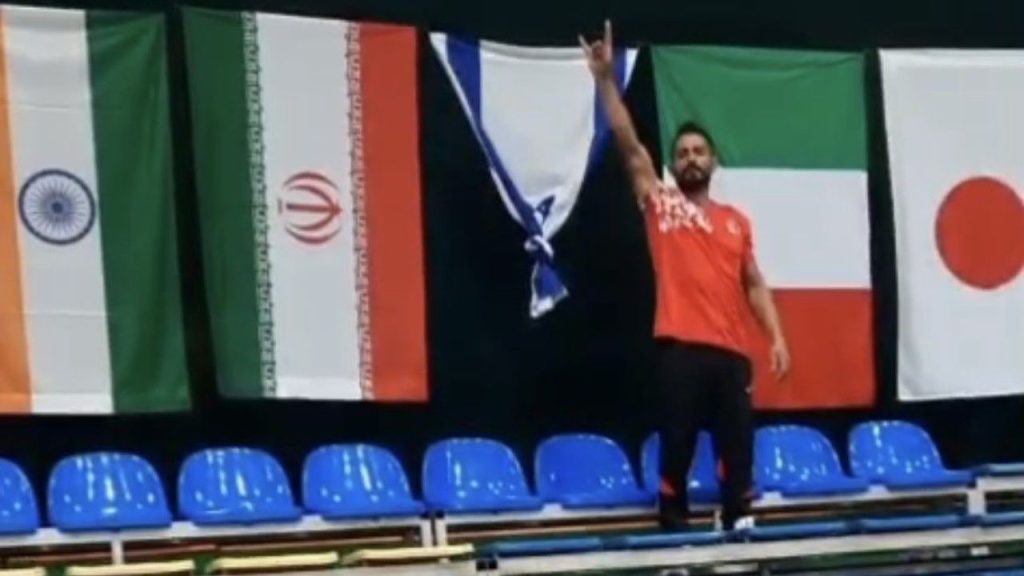 Milletlerarası Bilek Güreşi Şampiyonası’nda Türk Sporcu bronz madalya kazandı