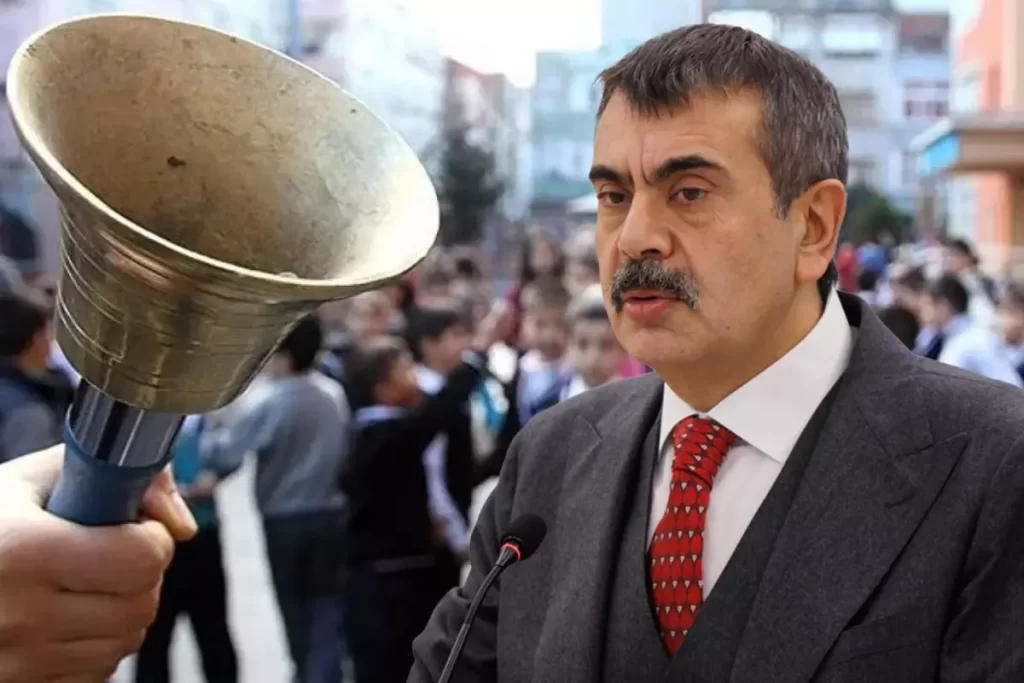 Milli Eğitim Bakanı Yusuf Tekin’den okul kıyafetleri ve eğitim açıklamaları