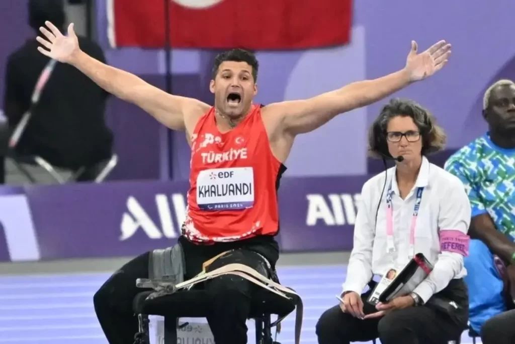 Muhammet Khalvandi Dünya Şampiyonu Olup Altın Madalya Kazandı