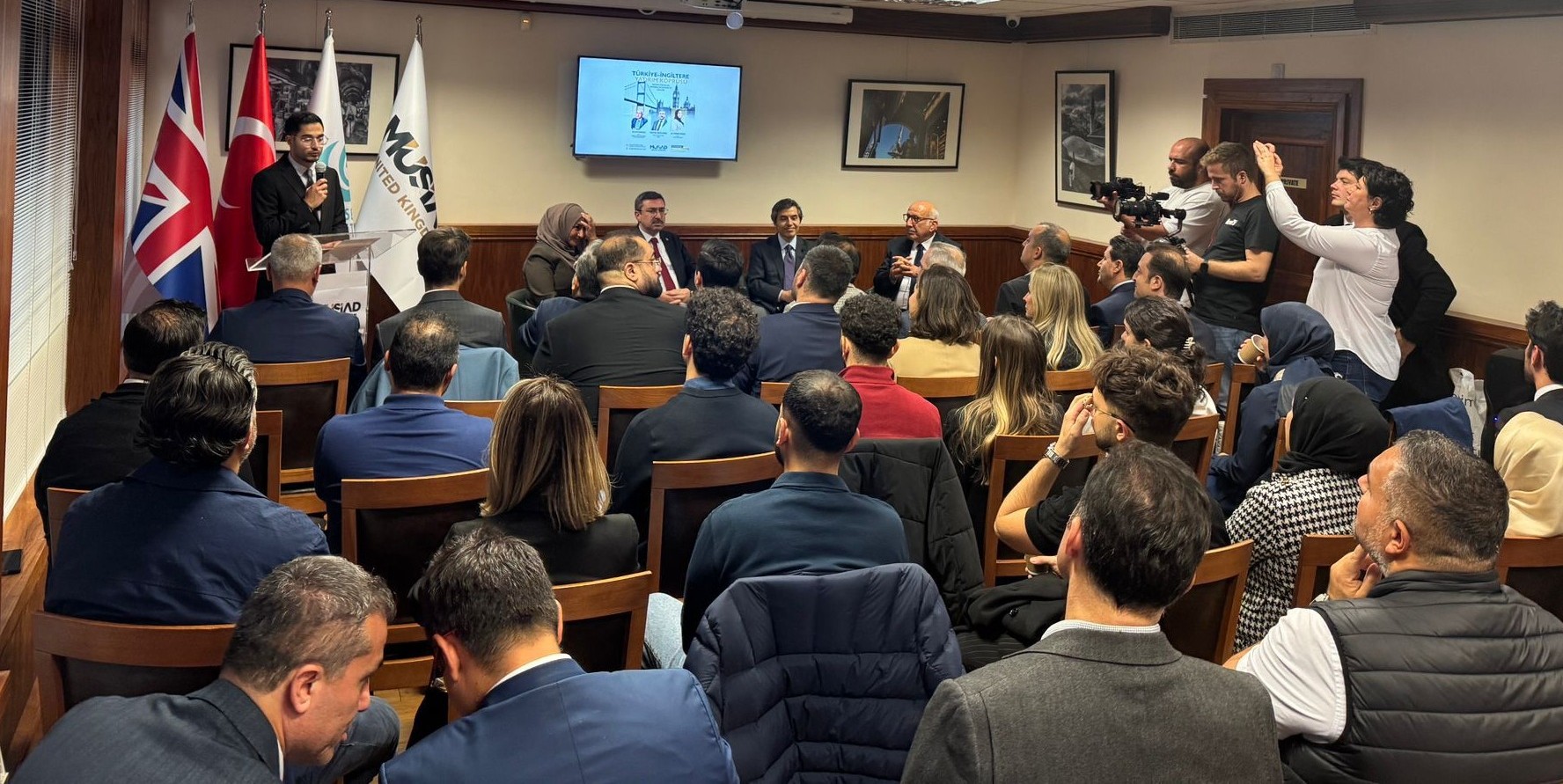 MÜSİAD UK, London’da önemli bir panel düzenledi