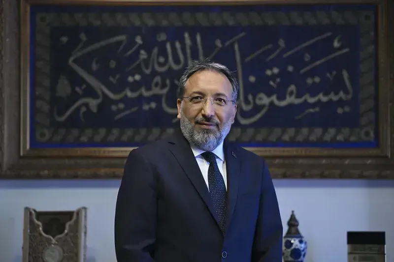 Prof. Dr. Safi Arpaguş’tan Tasavvuf ve Mevlana Üzerine Derin Çalışmalar