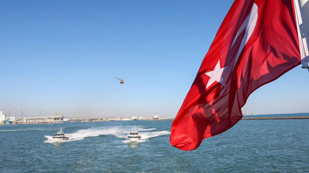 Sahil Güvenlik Ekipleri Akıllara Durgunluk Veren Kurtarma Operasyonlarıyla Öne Çıkıyor