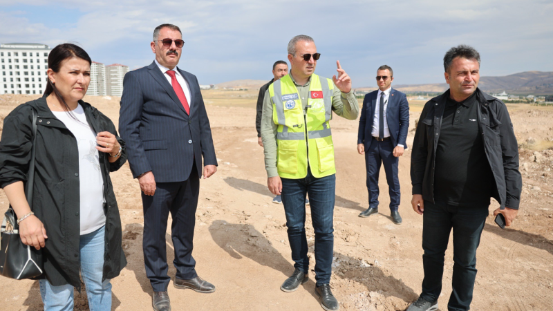 Sivas Belediyesi yeni yol projeleriyle ulaşımı rahatlatıyor