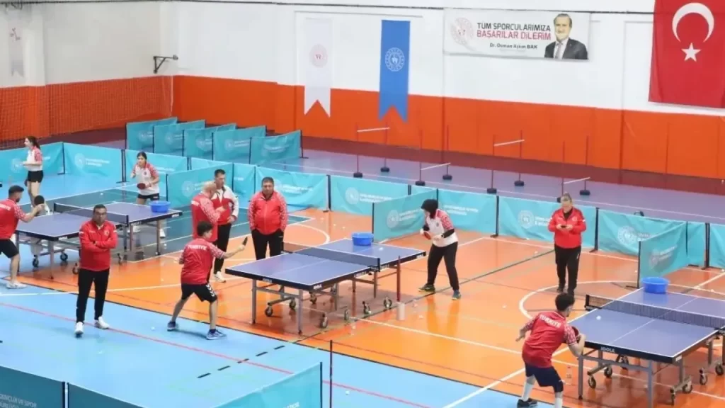 Sivas’ta İşitme Engelliler Spor Kampı başladı