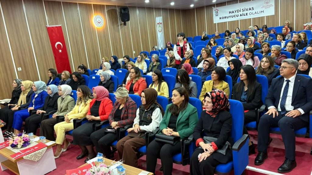 Sivas’ta Koruyucu Aile Farkındalık Toplantısı Düzenlendi