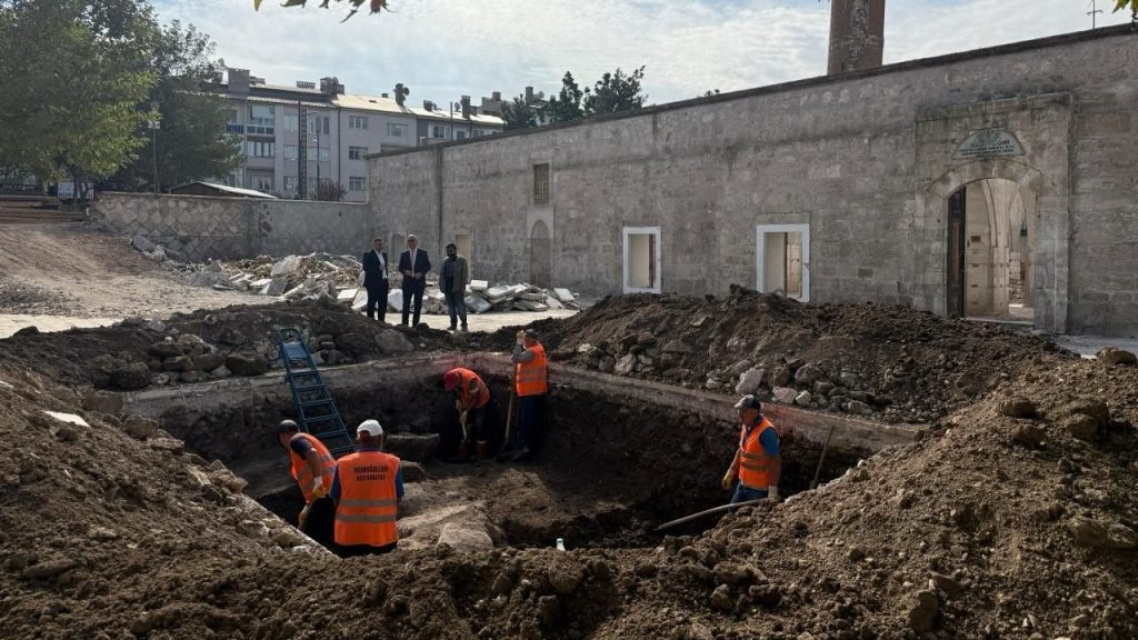Sivas’ta Ulu Cami restorasyonu ve kazı çalışmaları başlatıldı