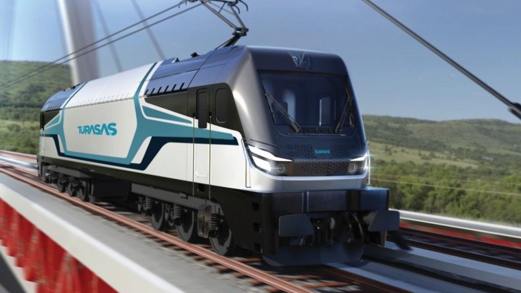 Türkiye’nin ilk yerli ve milli 6 akslı elektrikli lokomotifi geliyor
