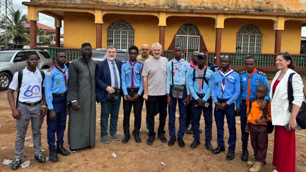 Yardımsever Şakir Yıldırım Freetown’da yeni eğitim ortamları kurdu