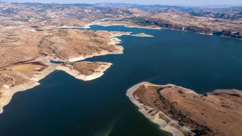 Barajlar Kuruyor: Bursa, Ankara ve Kahramanmaraş’ta Su Krizi