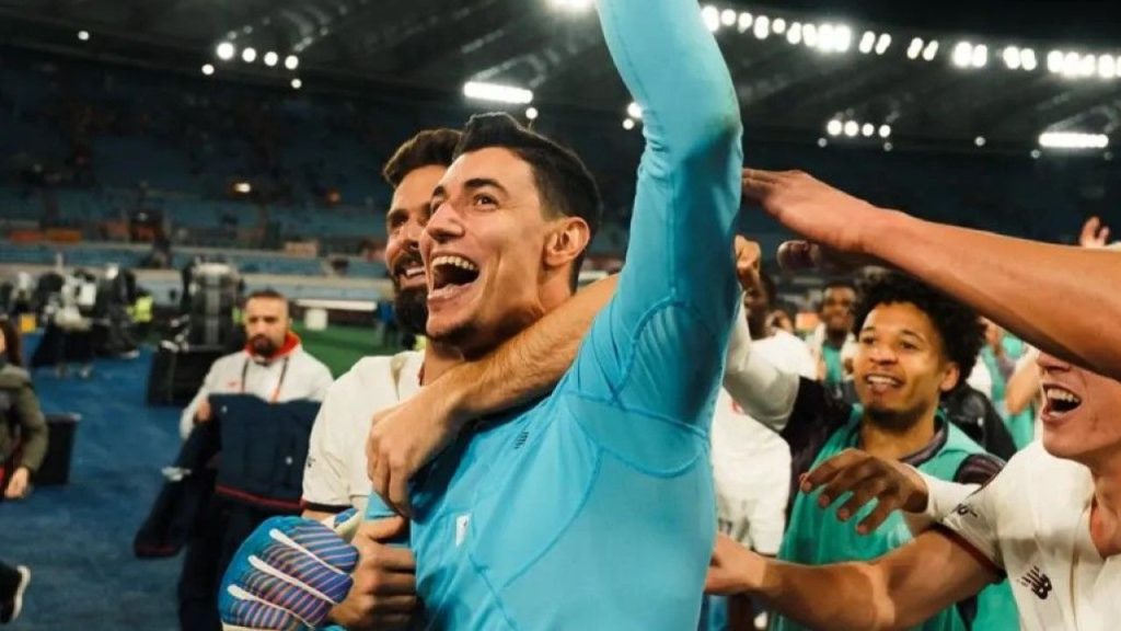 Berke Özer, UEFA Avrupa Ligi’nde Tarihe geçti