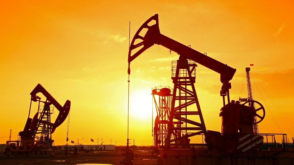 Brent Petrol Aralıkta 66 Dolar Direncine Yaklaşıyor