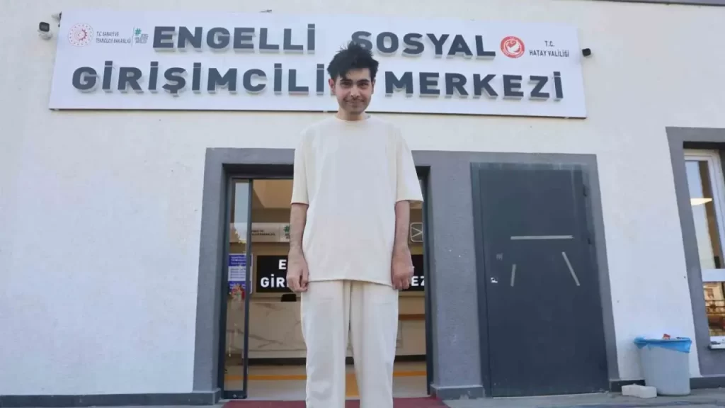 Depremin ardından hayata tutunan anne ve oğlunun hikayesi