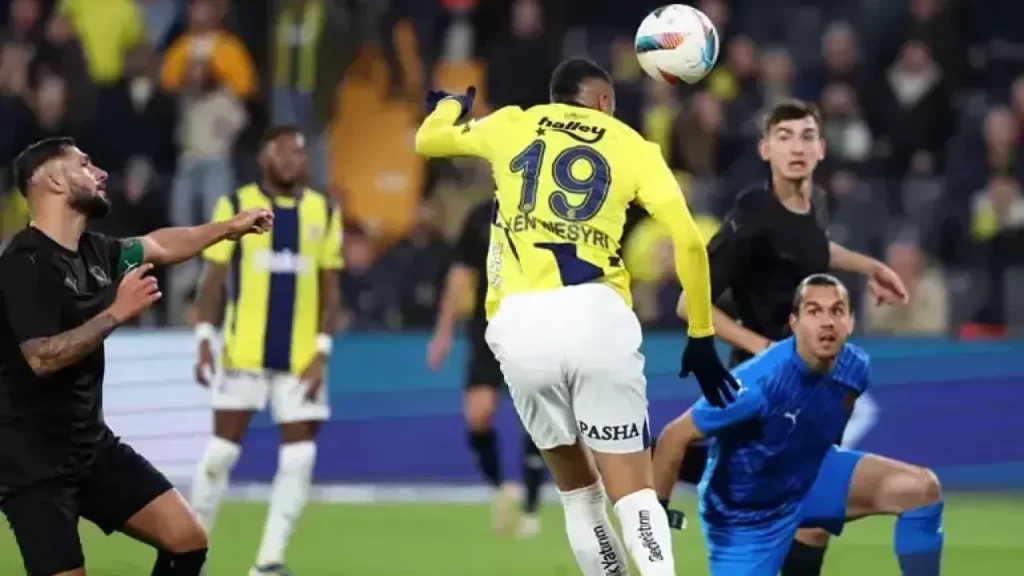 Fenerbahçe UEFA Avrupa Ligi’nde Stuttgart’ı ağırlıyor