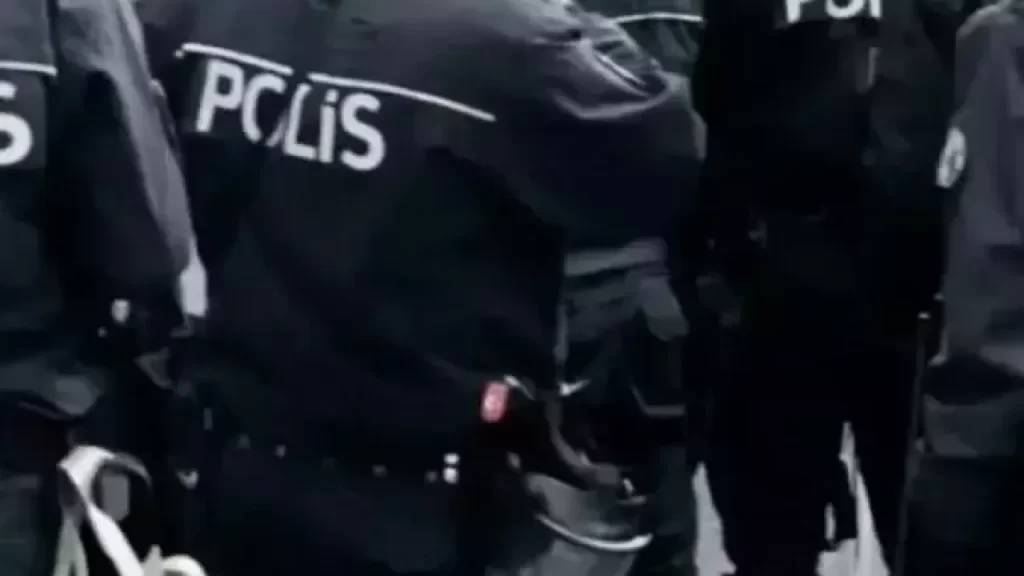 İçişleri Bakanı Yerlikaya: Polislerin çalışma koşullarında yeni düzenlemeler