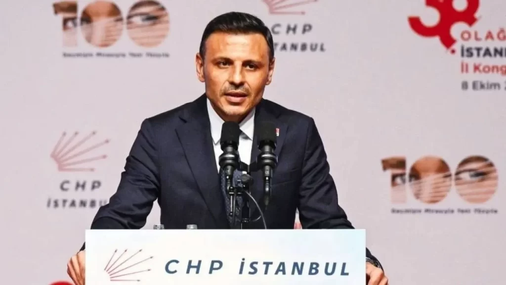 İstanbul CHP İl Kongresi’nde Özgür Çelik tek aday olarak katıldı