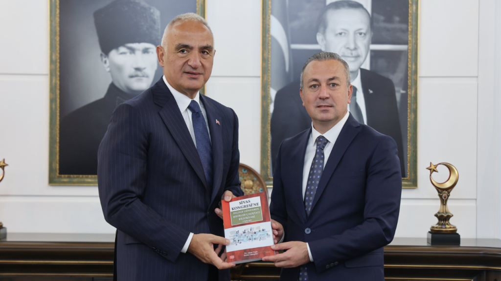 Kültür ve Turizm Bakanı Ersoy, Sivas’ta Belediye Başkanı Uzun’u ziyaret etti