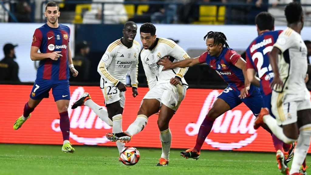 La Liga Süper Derbisi El Clasico Heyecanı Başladı