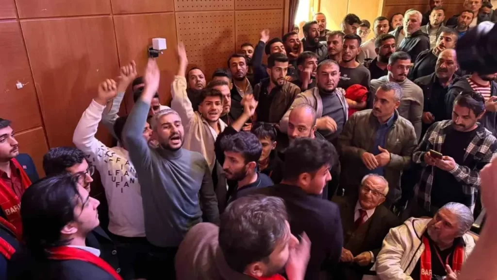 Malatya’da CHP İl Kongresi olaylı geçti