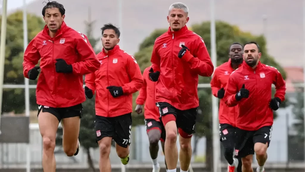 Sivasspor, Keçiörengücü Maçı Hazırlıklarına Devam Ediyor