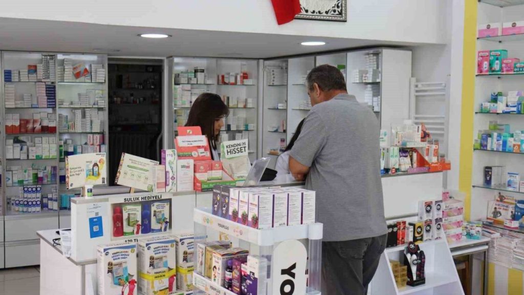 Sivas’taki Eczanelerin Çalışma Saatleri Kış Saati Düzenlemesiyle Değişti