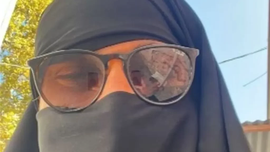 Siyah Çarşaflı Şüpheli Güvenlik Kameralarına Takıldı